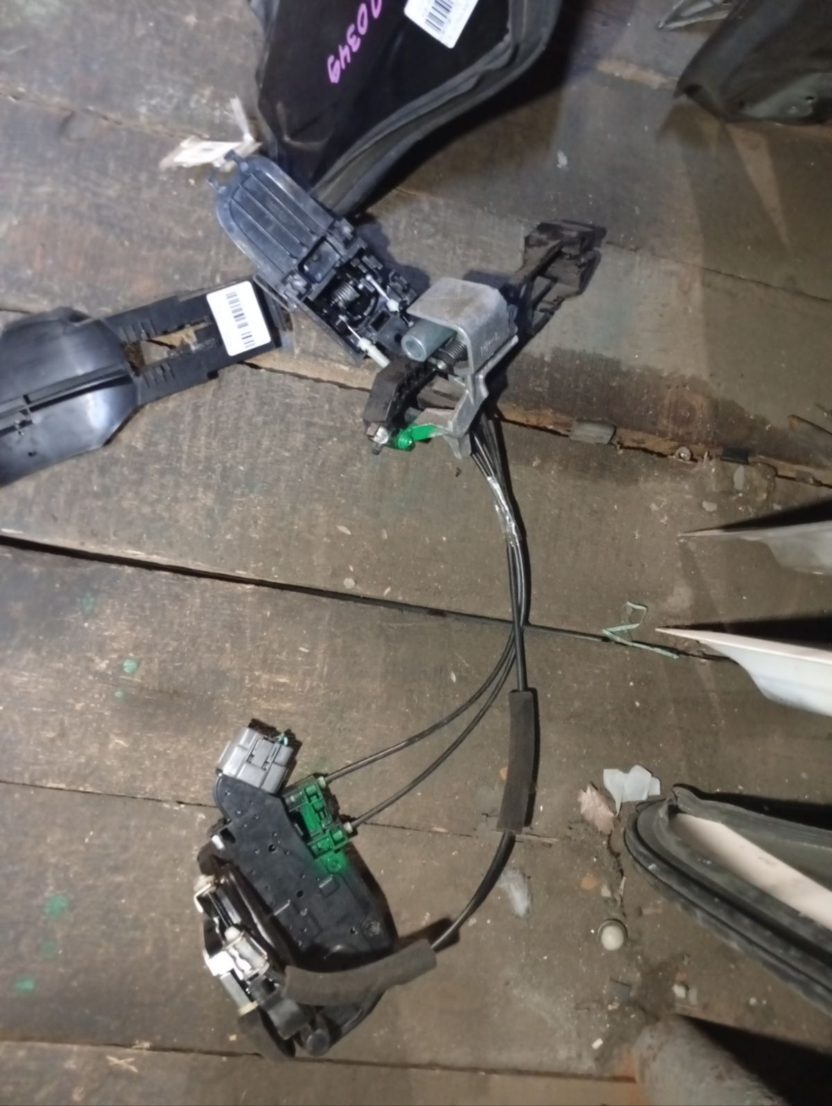 Замок двери на Nissan Tiida C11 Фото 4