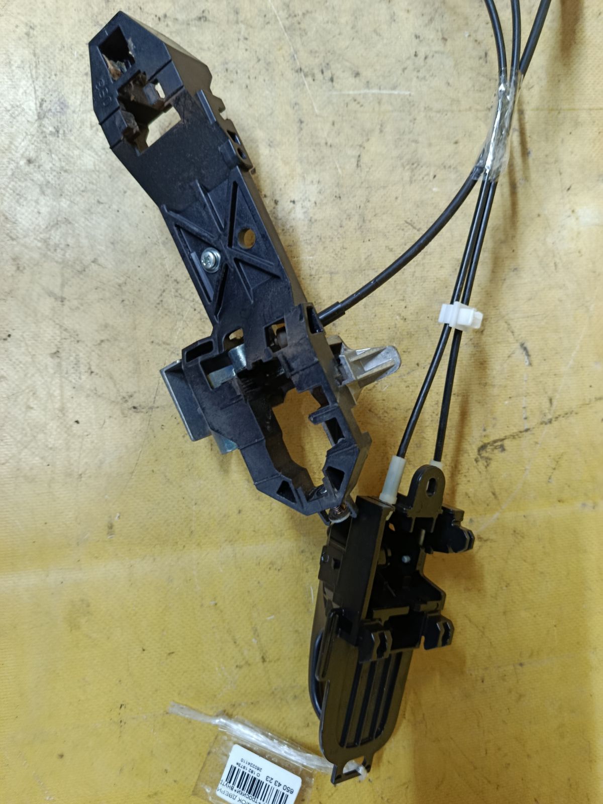 Замок двери на Nissan Tiida C11 Фото 2