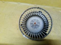 Мотор печки 79310-SAA-003 на Honda Fit GD1 Фото 4