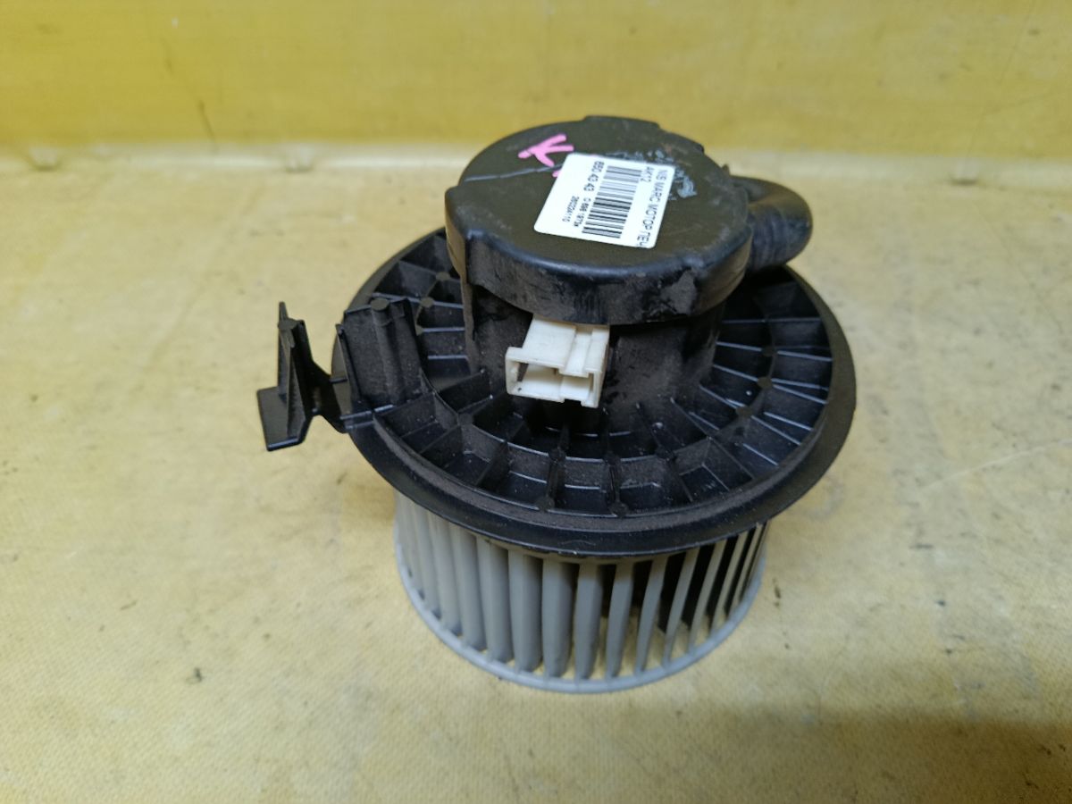 Мотор печки 27226 AX000 на Nissan March AK12 Фото 1