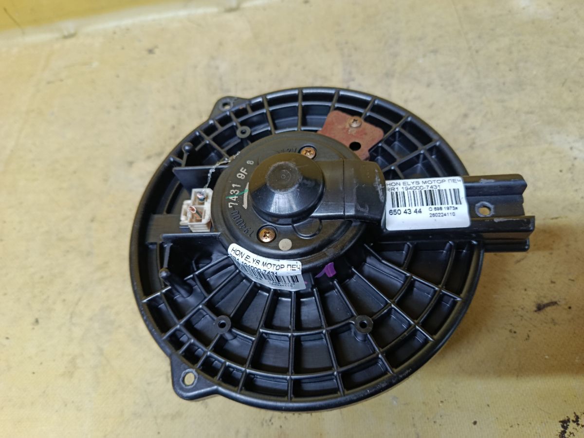 Мотор печки на Honda Elysion RR1 Фото 1