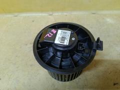 Мотор печки на Nissan Cube Z12