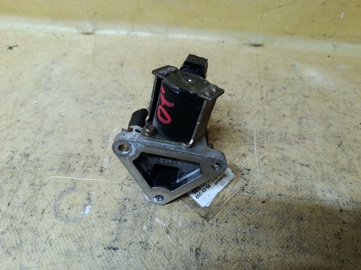 Клапан холостого хода на Mazda Demio DW3W B3 Фото 3