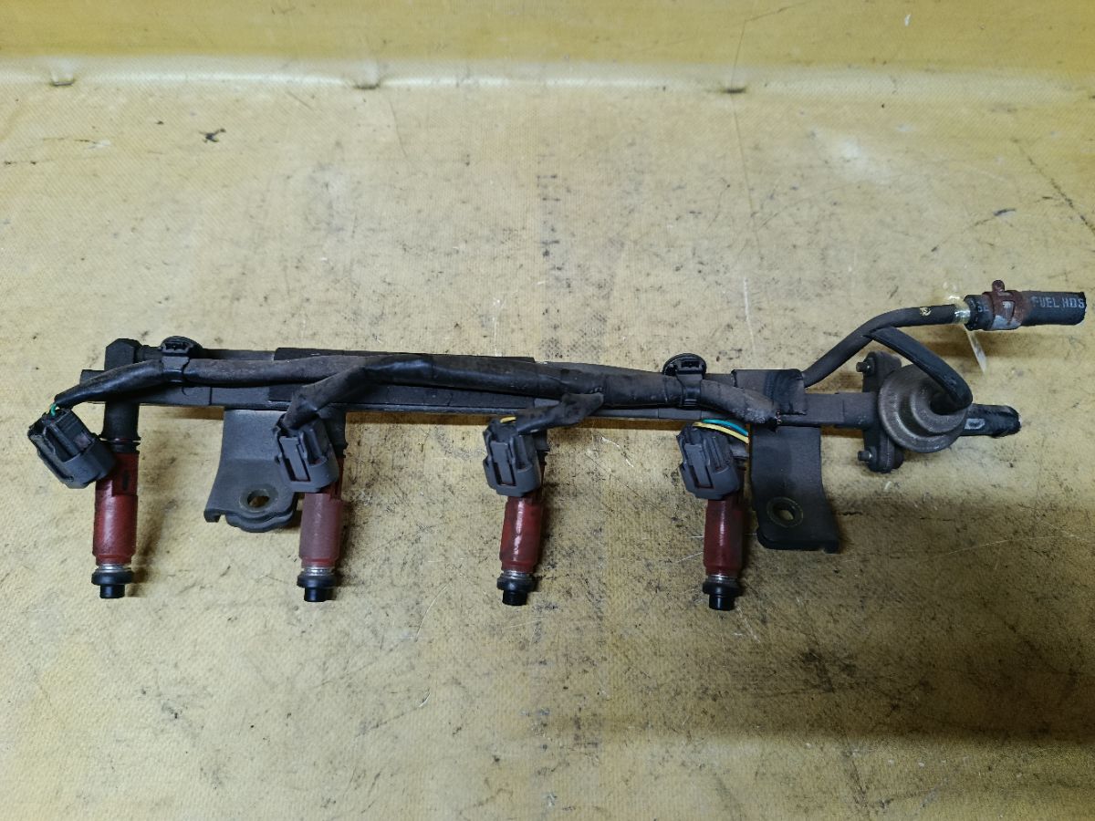 Форсунка инжекторная 195500-3020 на Mazda Demio DW3W B3 Фото 1