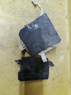 Блок предохранителей на Nissan Note E11 HR15DE