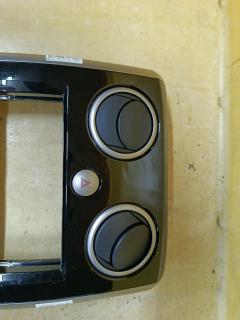 Блок управления климатконтроля на Mazda Verisa DC5W ZY-VE Фото 4