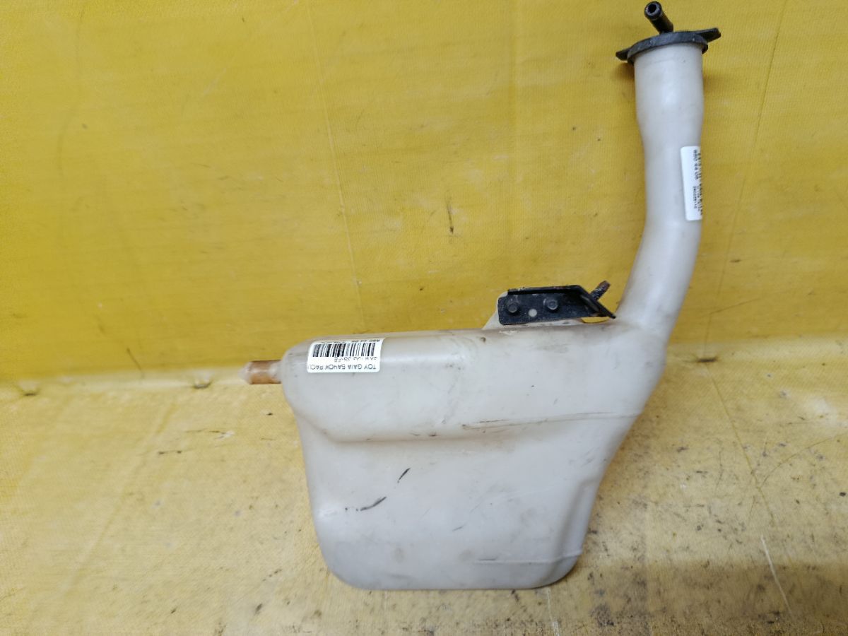 Бачок расширительный на Toyota Gaia SXM10G 3S-FE Фото 1