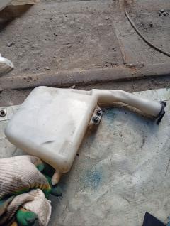 Бачок расширительный 16470-74300, 16470-74350 на Toyota Gaia SXM10G 3S-FE Фото 5