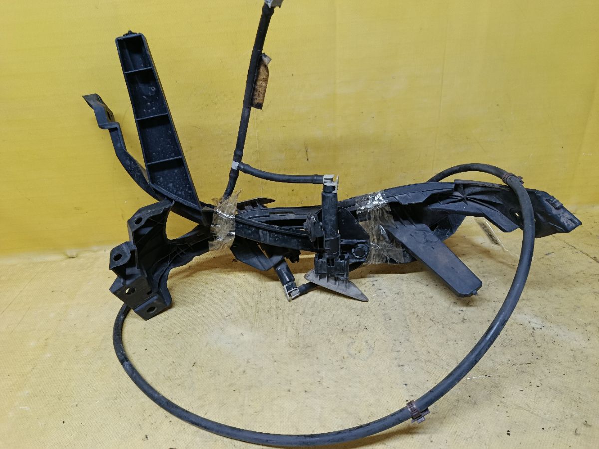 Крепление бампера на Subaru Impreza GP7 Фото 1