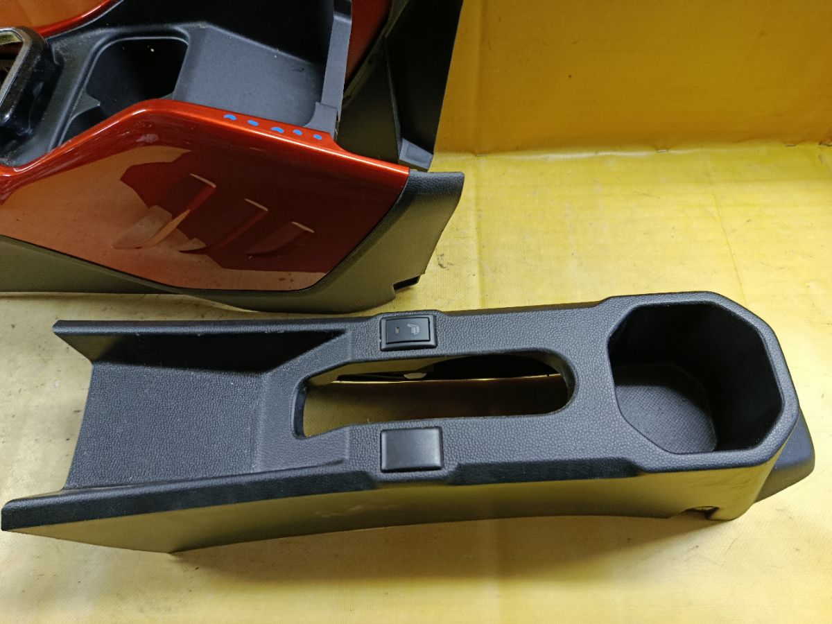 Консоль КПП 75813-62R0, 75851-62R0 на Suzuki Ignis FF21S Фото 3