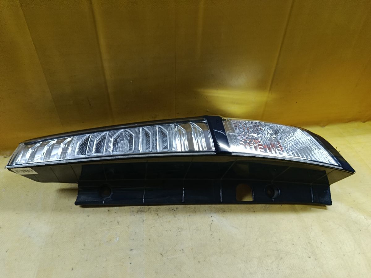 Стоп 220-69046 220-69046 на Toyota Tank M900A Фото 2