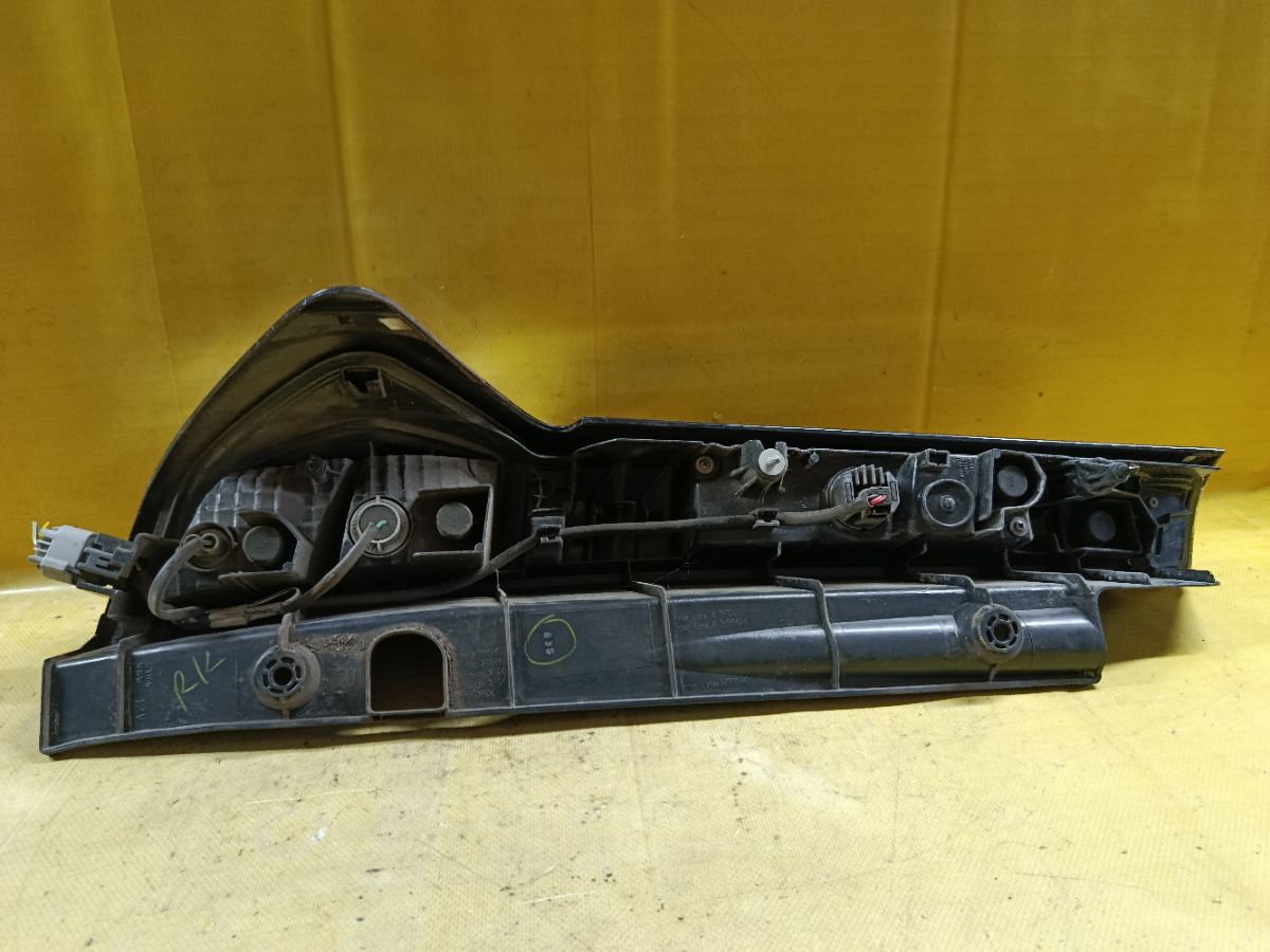Стоп 220-69046 220-69046 на Toyota Tank M900A Фото 4