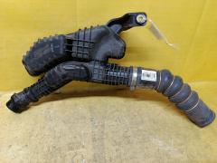 Патрубок интеркуллера на Nissan Note E12 HR12DDR Фото 2