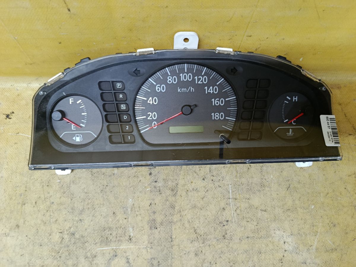 Спидометр на Nissan Sunny FB15 QG15DE Фото 3