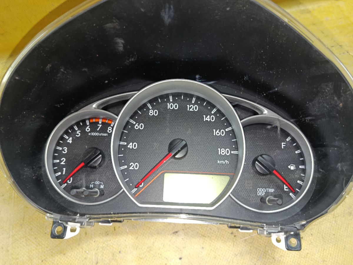Спидометр 83800-5CE20 на Toyota Ractis NCP120 1NZ-FE Фото 2