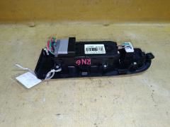 Блок упр-я стеклоподъемниками на Honda Stream RN6 Фото 3