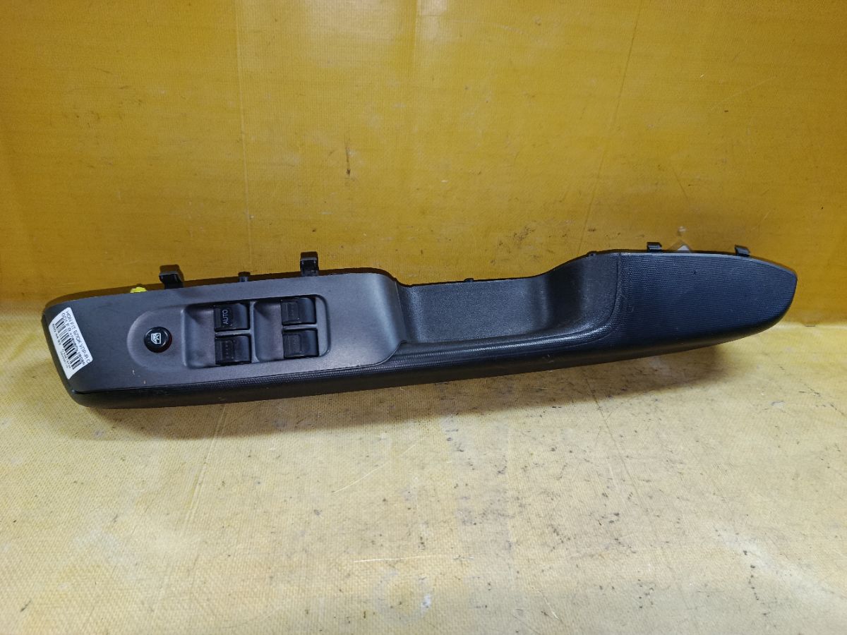 Блок упр-я стеклоподъемниками на Honda Fit GD1 Фото 1