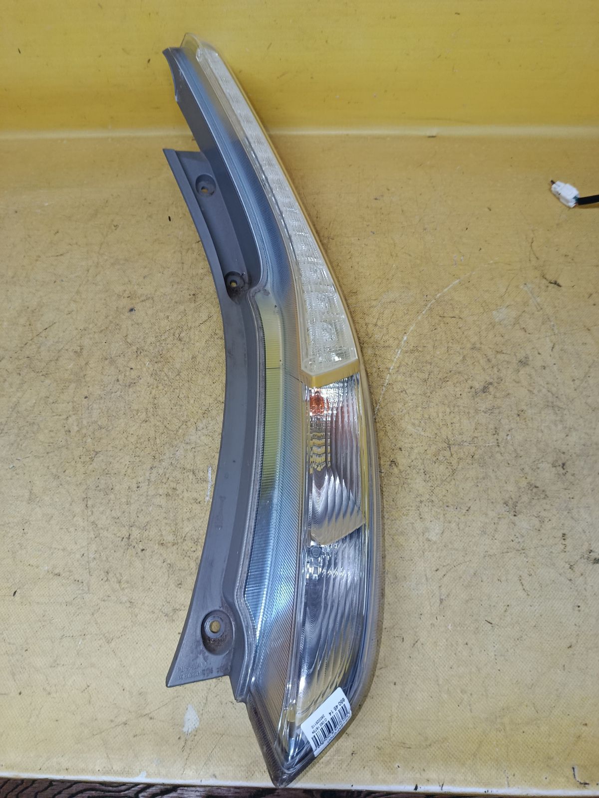 Стоп D115 D115 на Nissan Leaf AZE0 Фото 2