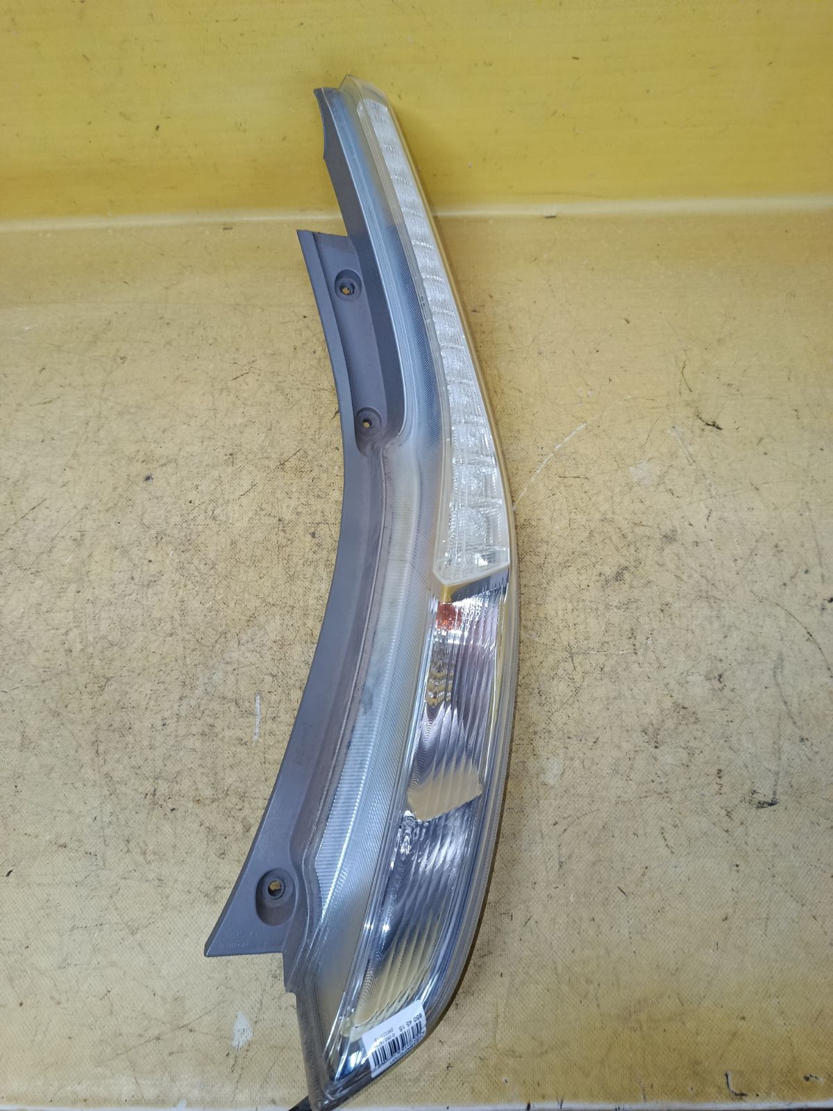 Стоп D115 D115 на Nissan Leaf AZE0 Фото 1