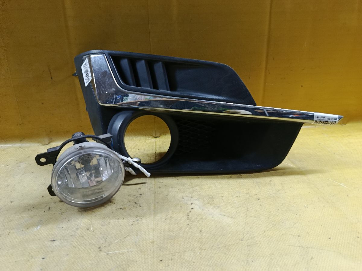 Туманка бамперная 619203 619203 на Subaru Impreza GP7 Фото 1