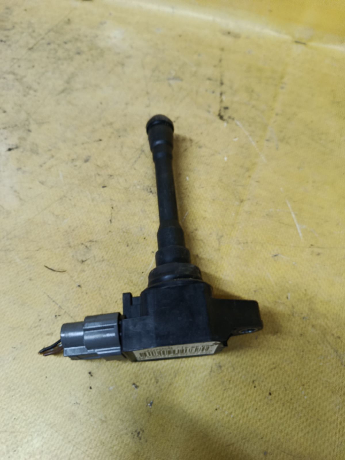 Катушка зажигания 22448-1KT0A на Nissan Note E11 HR15DE Фото 1