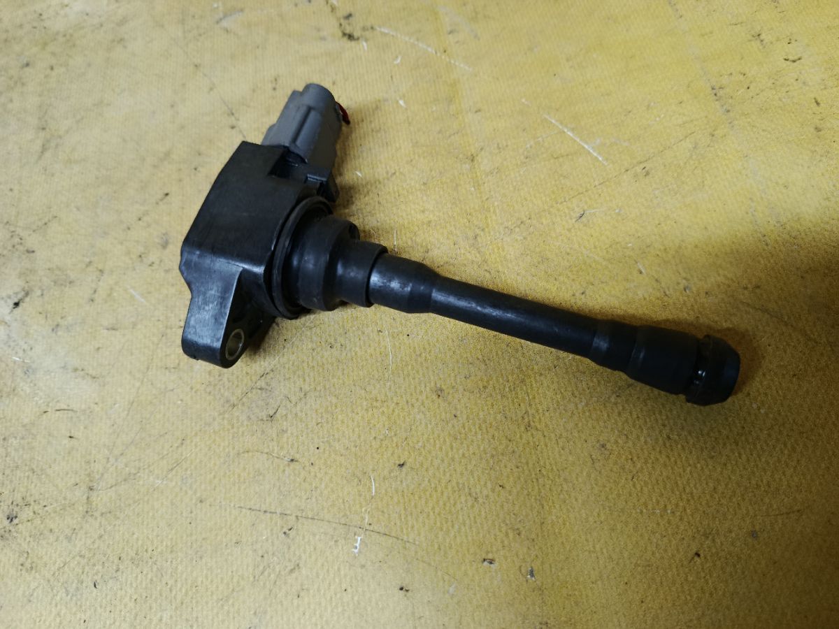 Катушка зажигания 22448-1KT0A на Nissan Note E11 HR15DE Фото 2