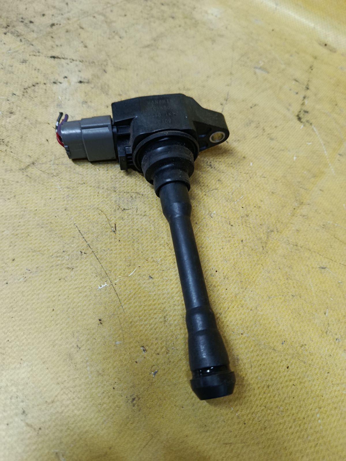 Катушка зажигания 22448-1KT0A на Nissan Note E11 HR15DE Фото 2