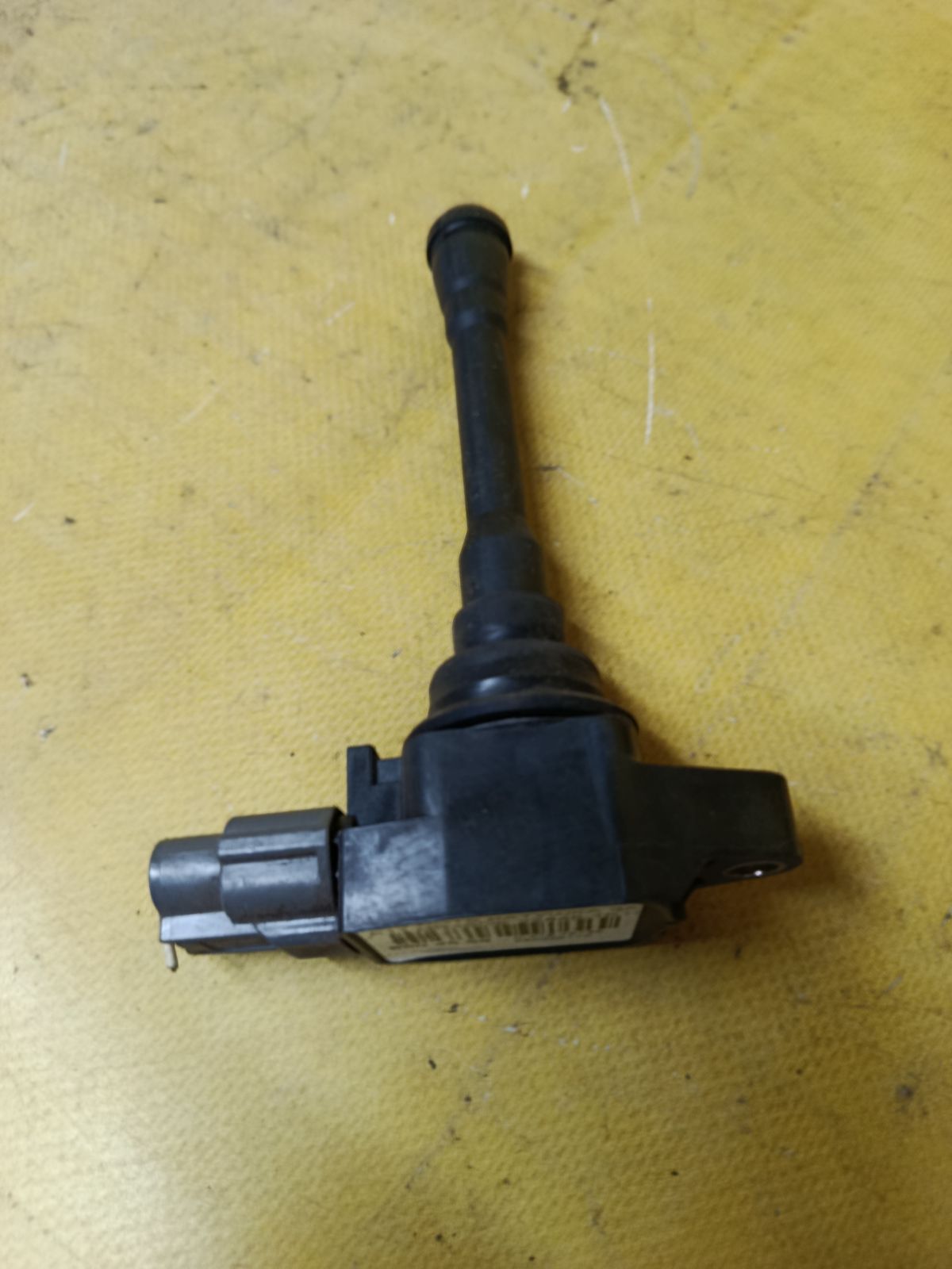 Катушка зажигания 22448-1KT0A на Nissan Note E11 HR15DE Фото 1