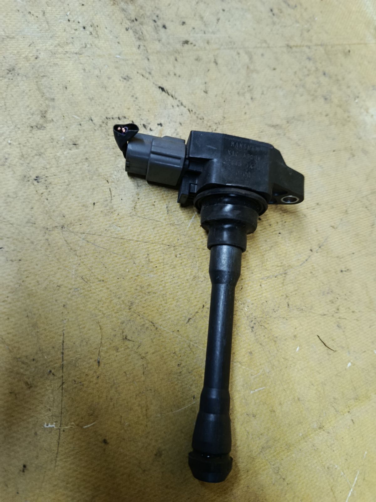 Катушка зажигания 22448-1KT0A на Nissan Note E11 HR15DE Фото 2