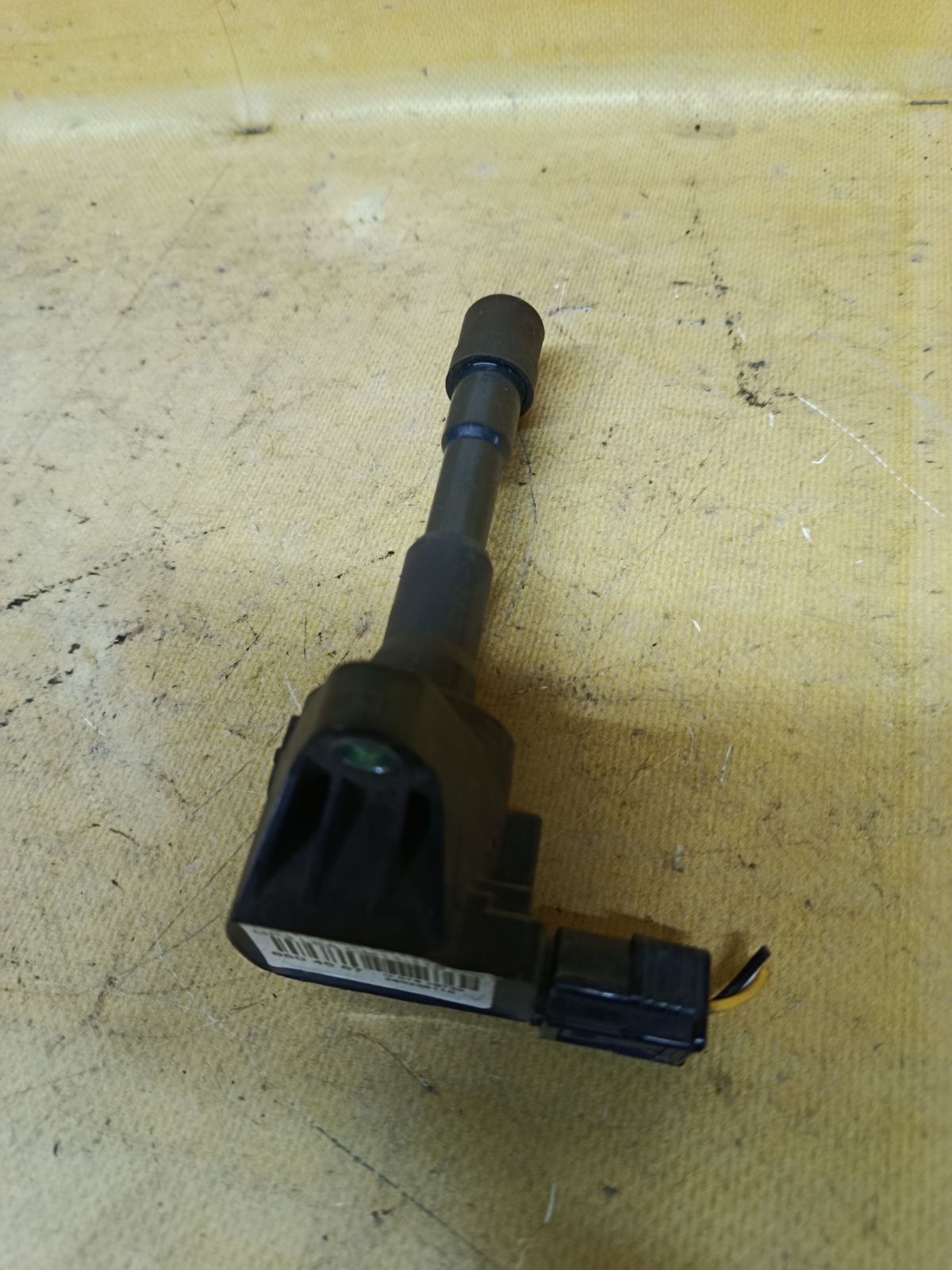 Катушка зажигания CM11-118 на Honda Freed Hybrid GP3 LEA Фото 2