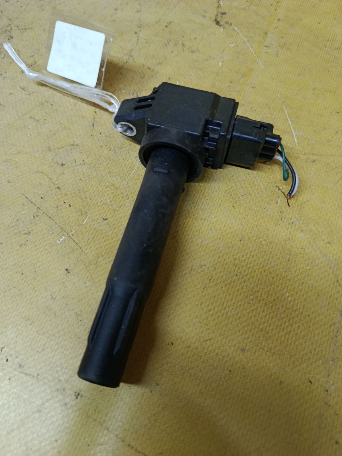 Катушка зажигания на Suzuki Solio MA36S K12C Фото 2