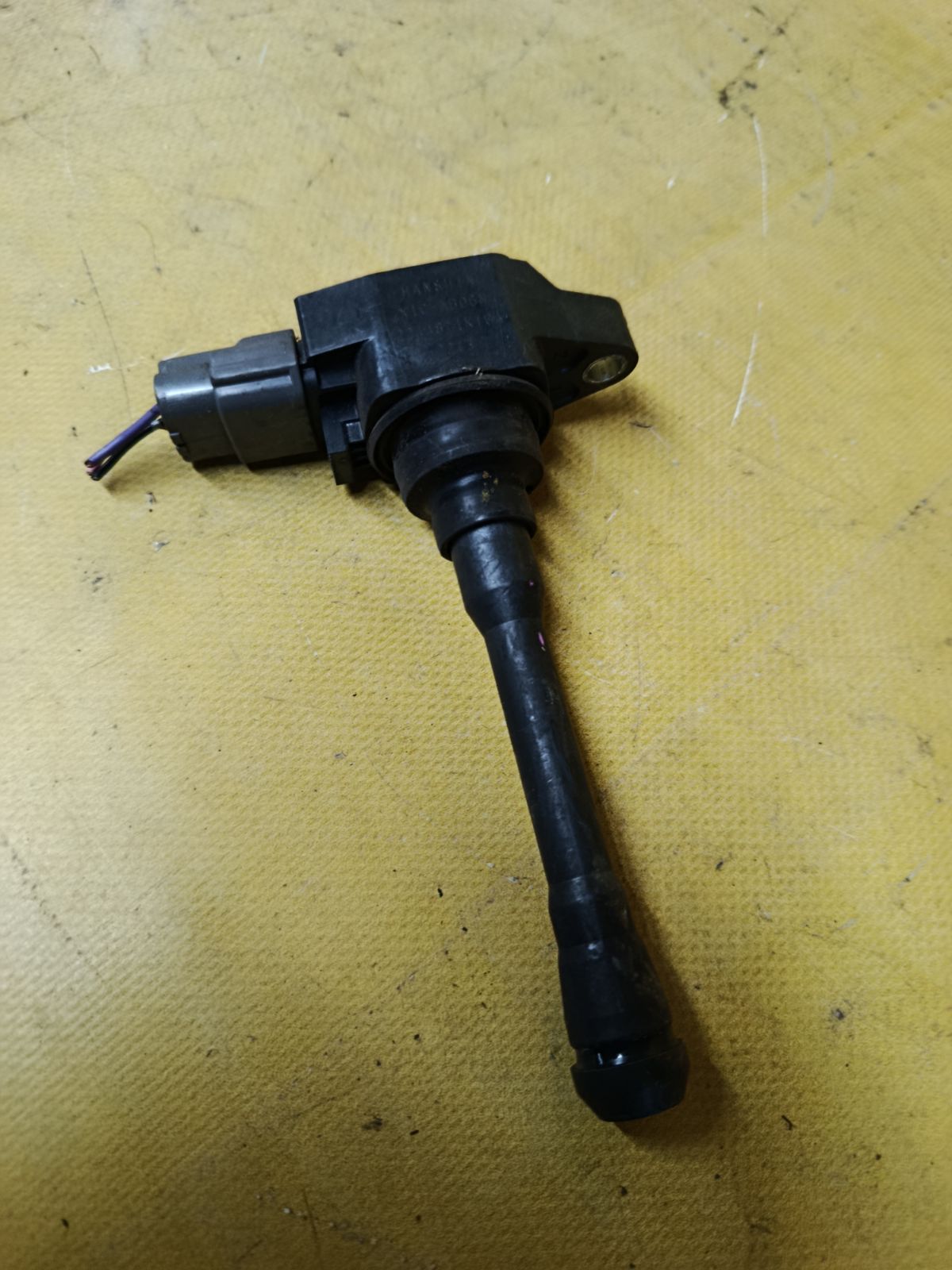 Катушка зажигания 22448-1KT0A на Nissan Tiida C11 HR15DE Фото 1