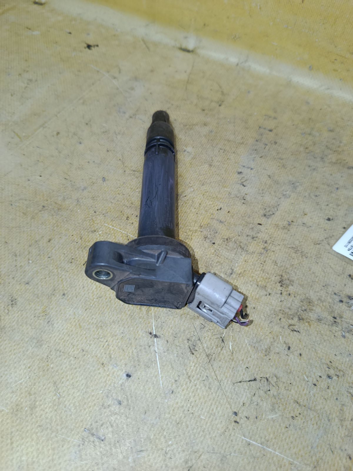 Катушка зажигания 90919-02257, LC-016-7631 на Toyota Ractis NSP120 1NR-FE Фото 2