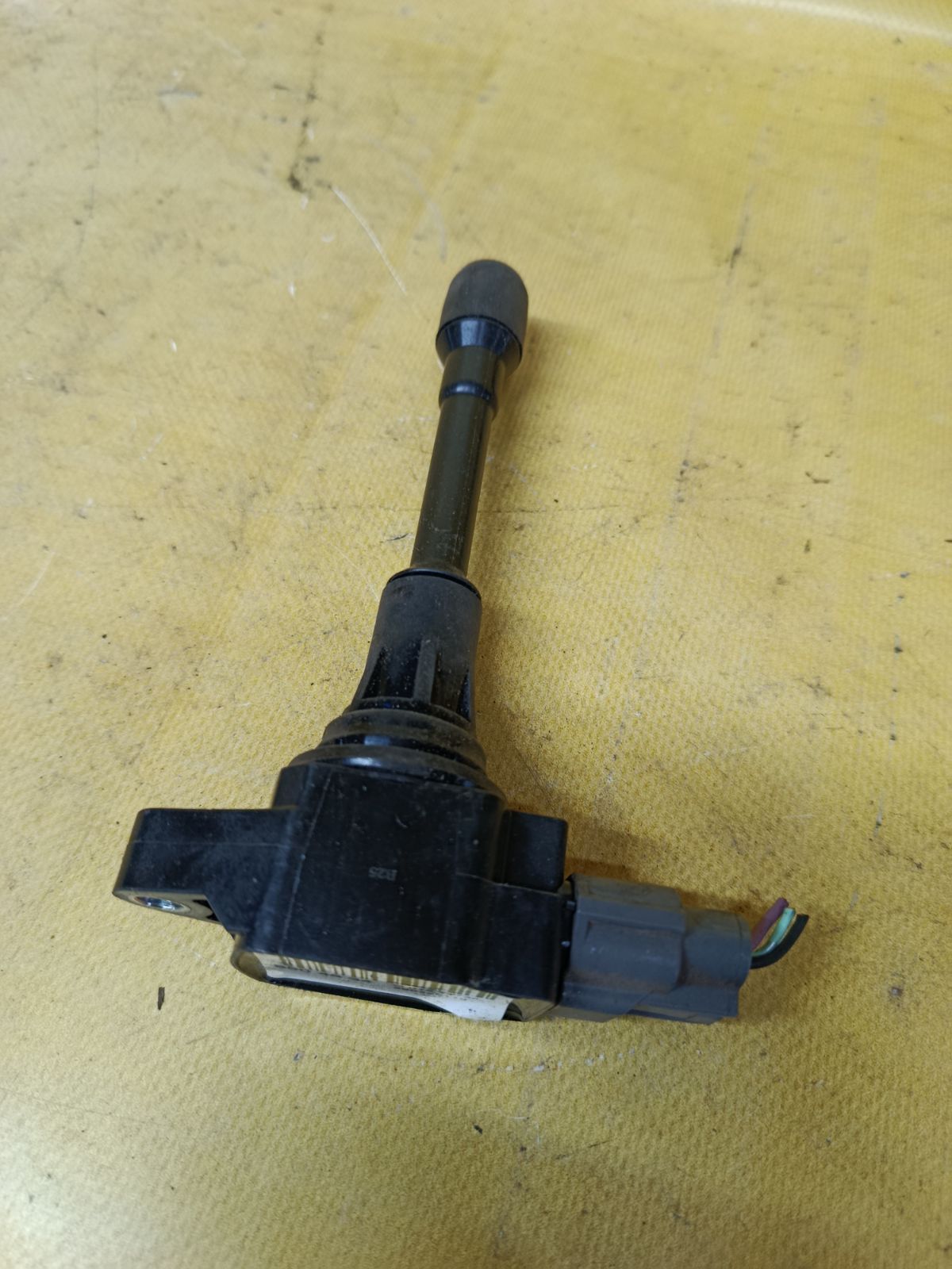 Катушка зажигания на Nissan Tiida C11 HR15DE Фото 1