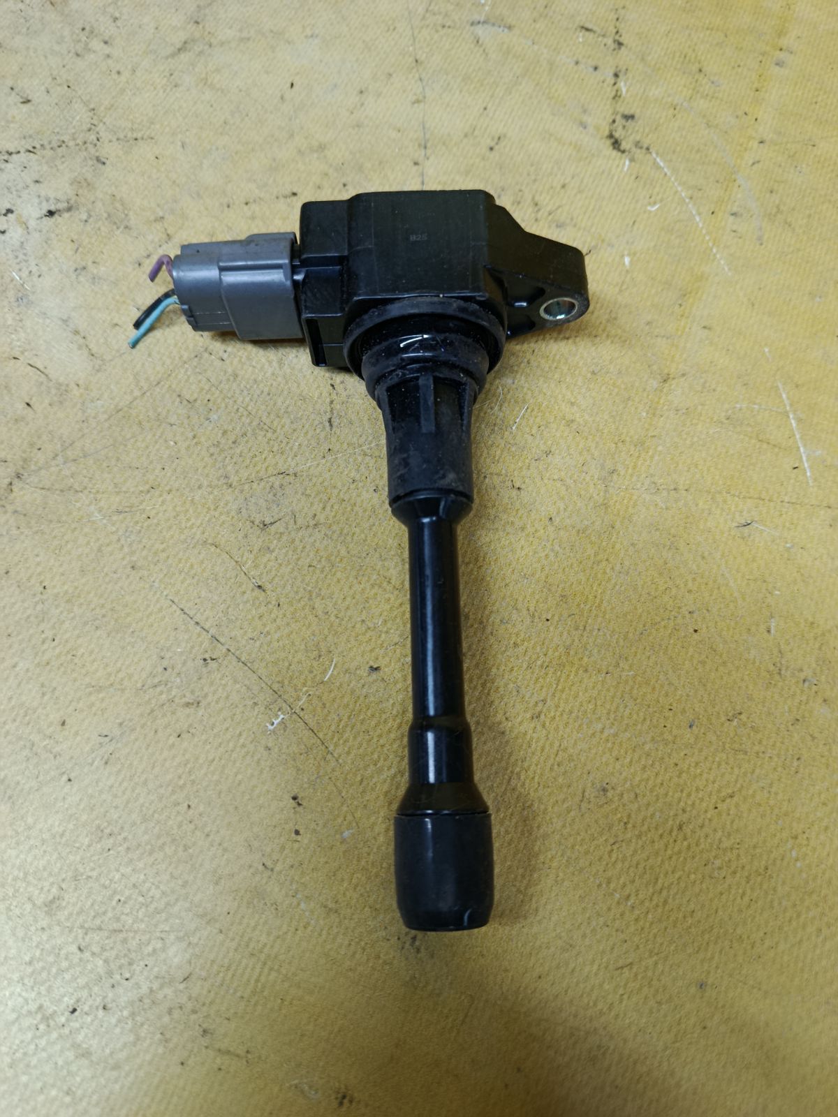 Катушка зажигания на Nissan Tiida C11 HR15DE Фото 2