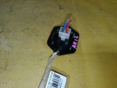 Регулятор скорости мотора отопителя на Nissan March AK12 CR12DE Фото 2