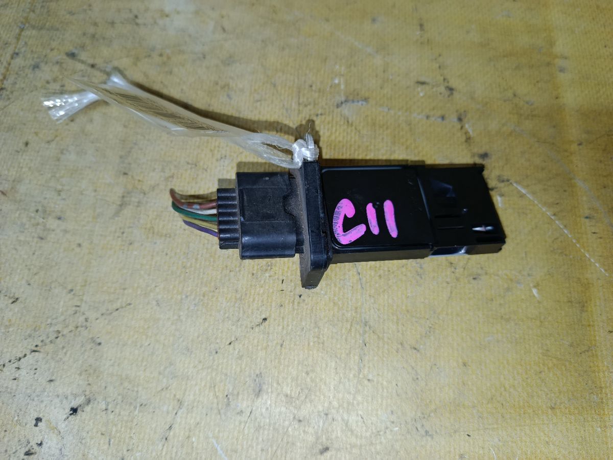 Датчик расхода воздуха 22680-7S000 на Nissan Tiida C11 HR15DE Фото 2