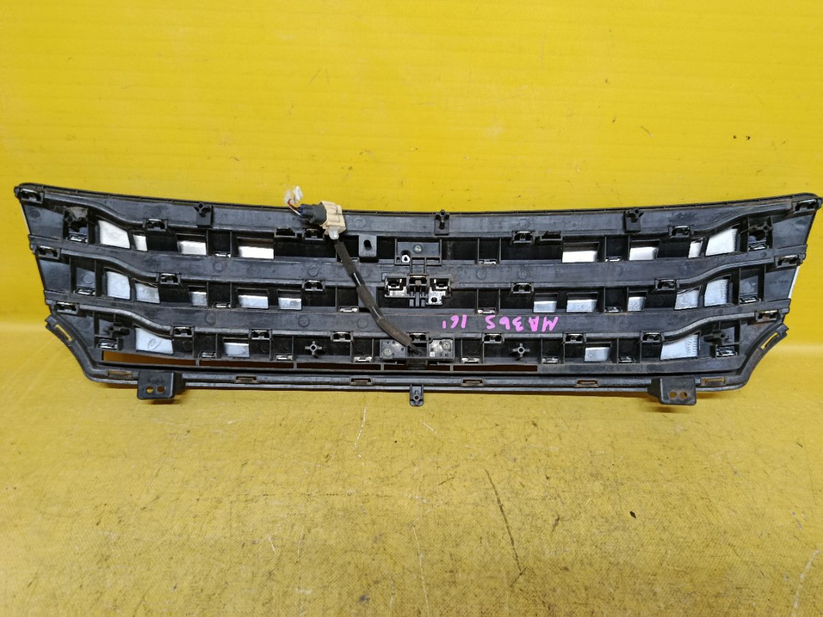 Решетка радиатора 71741-81P0 на Suzuki Solio MA36S Фото 6