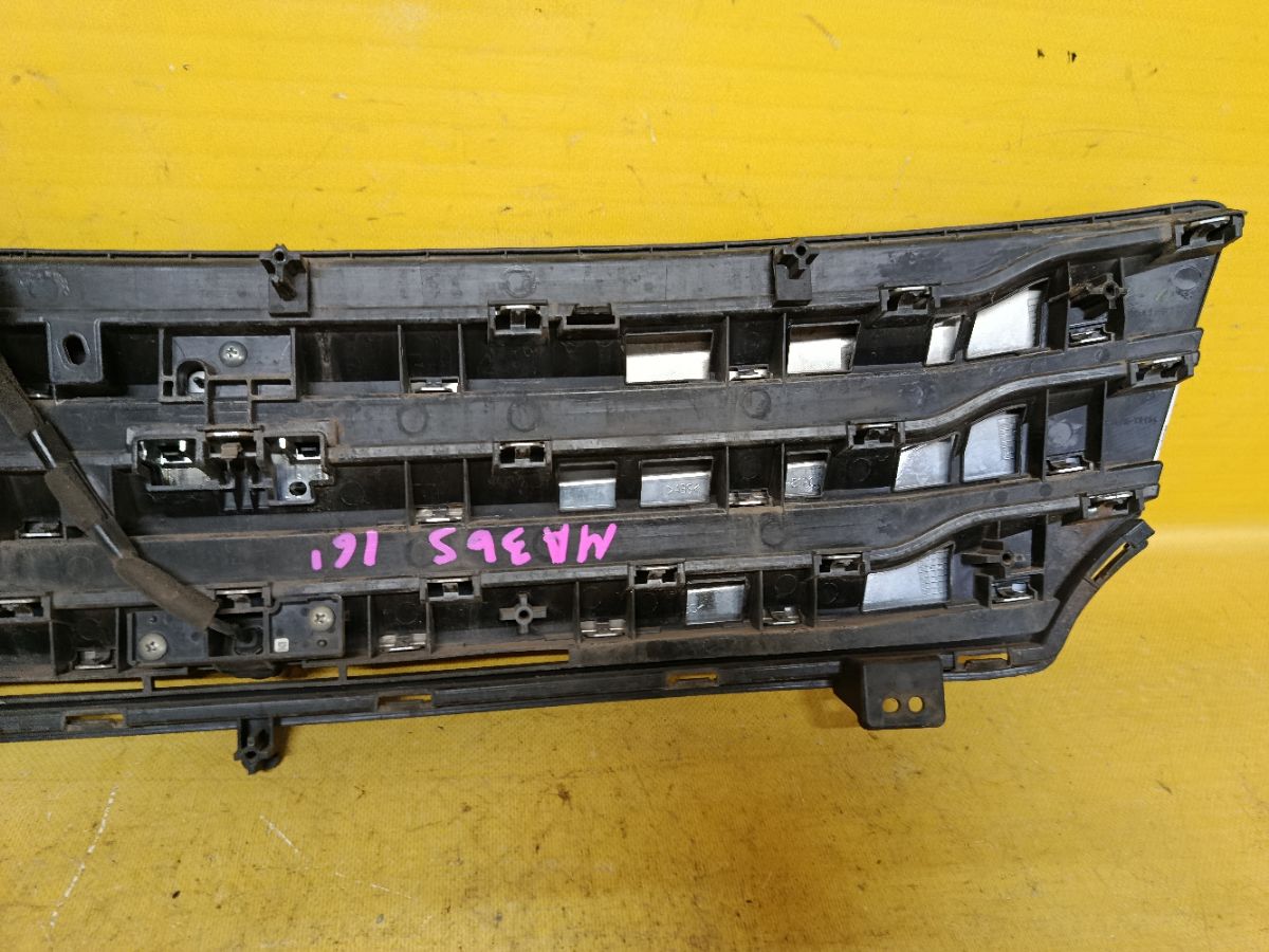 Решетка радиатора 71741-81P0 на Suzuki Solio MA36S Фото 8