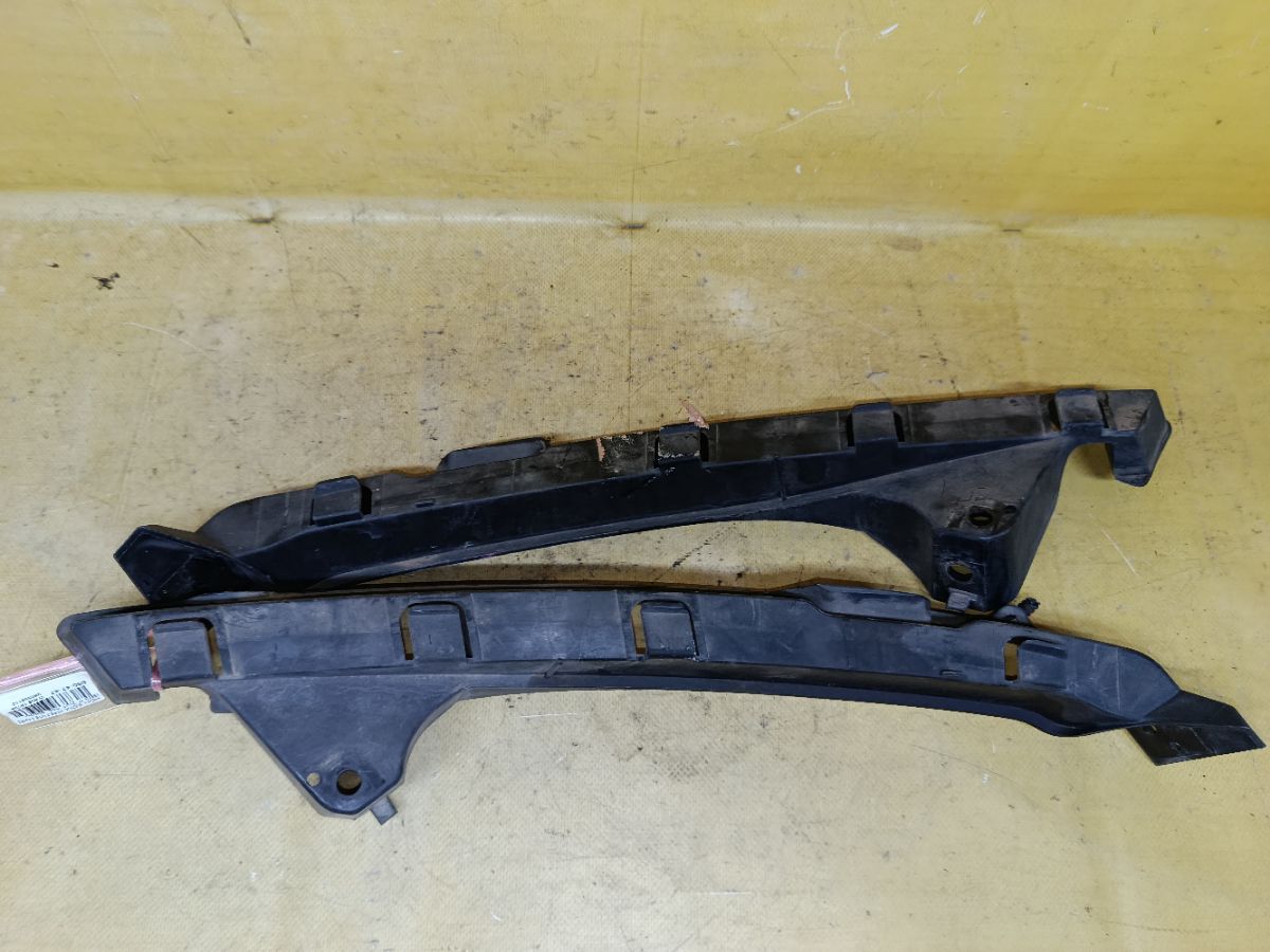 Крепление бампера на Honda Edix BE3 Фото 1