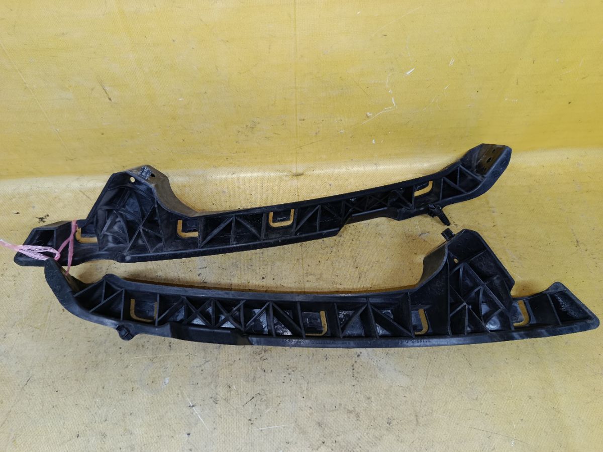 Крепление бампера на Honda Edix BE3 Фото 3