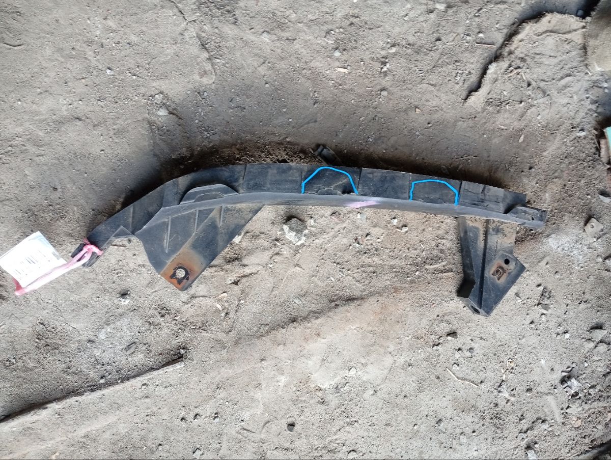 Крепление бампера 71190-SMA-000, 71198-SMA-003 на Honda Stream RN7 Фото 4