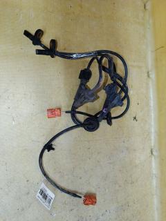 Датчик ABS на Honda Fit GD1 L13A, Переднее расположение