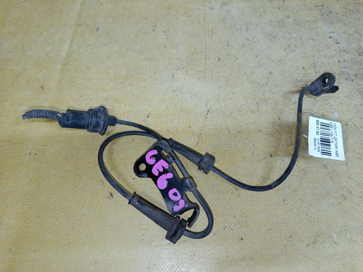 Датчик ABS 57450-TF0-003 на Honda Fit GE6 L13A Фото 2