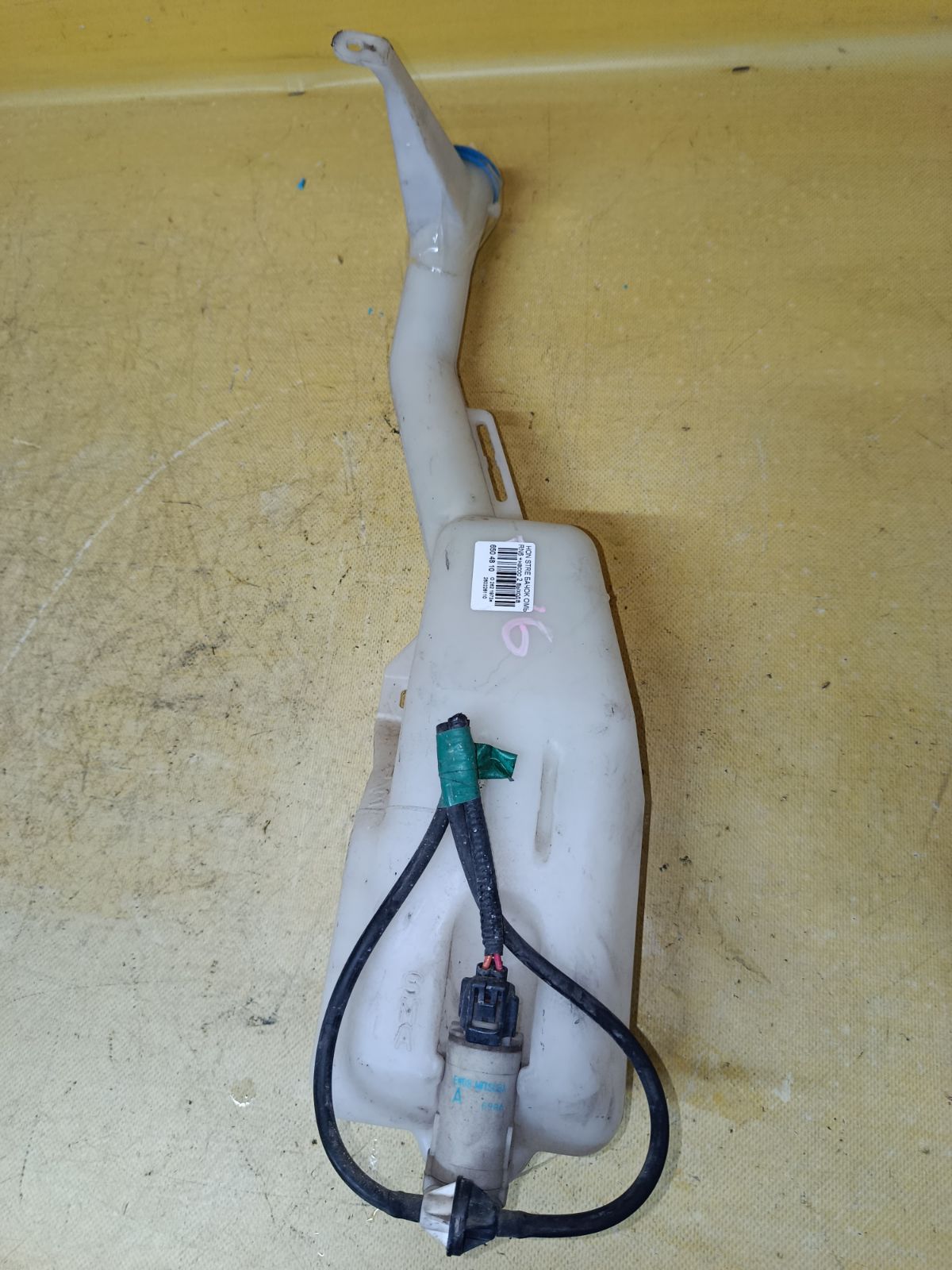 Бачок омывателя на Honda Stream RN6 Фото 1