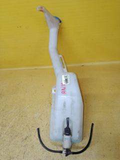 Бачок омывателя на Honda Stream RN7