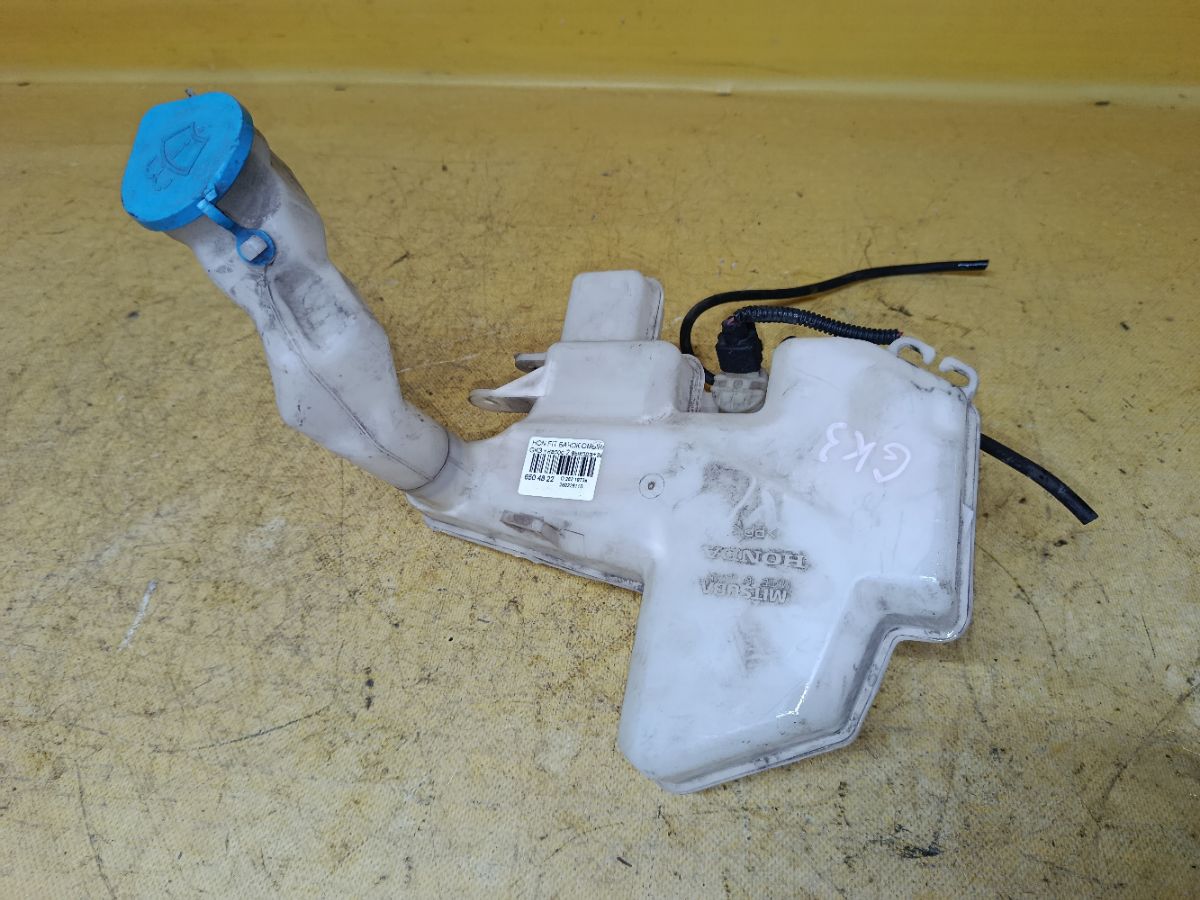 Бачок омывателя на Honda Fit GK3 Фото 2