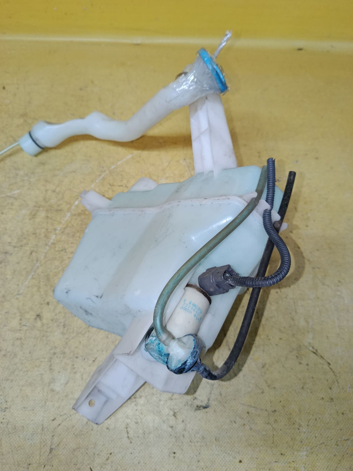 Бачок омывателя 28910 ED000, 28910 ED00A на Nissan Tiida C11 Фото 2