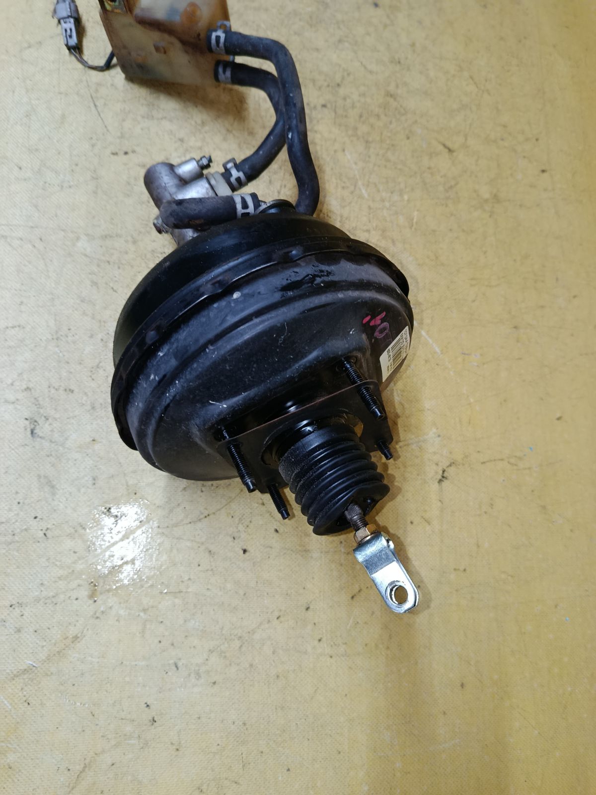 Главный тормозной цилиндр на Toyota Gaia SXM10G 3S-FE Фото 3