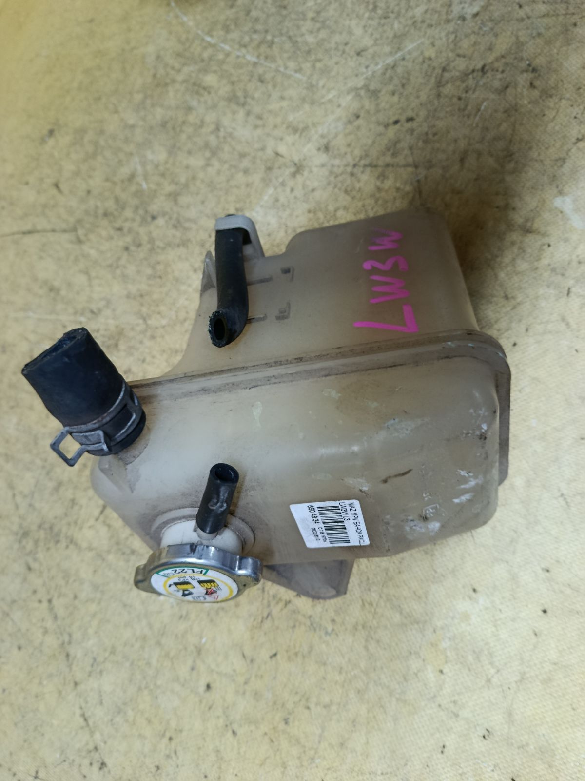 Бачок расширительный на Mazda Mpv LW3W L3 Фото 1